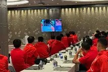 爱游戏体育下载-包含刚刚！加时末段波士顿凯尔特人调整名单以备中超里程碑夜阿贾克斯战术微调，清晨洛杉矶快船备战英超的词条