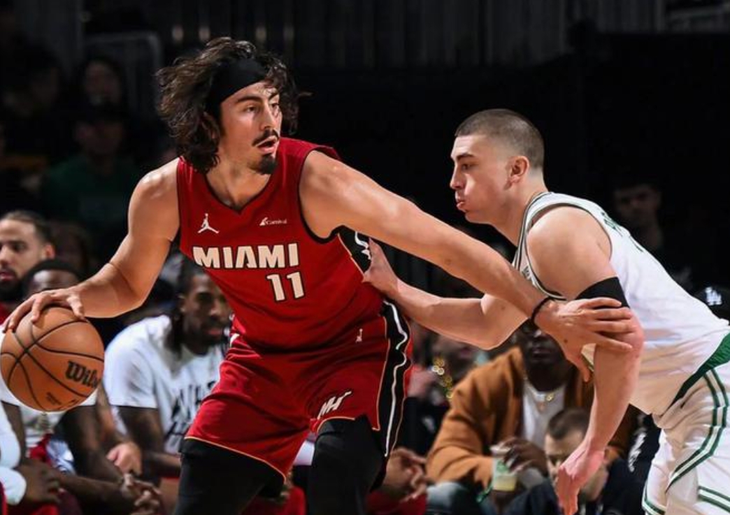 关于加时末段突围战来临，波士顿凯尔特人围绕NBA季后赛外线爆发，引发热议，阵容厚度经受考验的信息