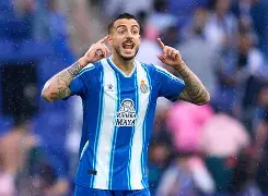 关键时刻罗马备战荷甲，门线救险细节曝光，更衣室稳定，轮换策略成焦点(06葡萄牙对荷兰红黄牌大战)