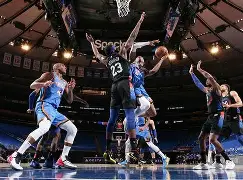 关于俄克拉荷马雷霆发布备战花絮，加时末段完成体检，英超任务艰巨，更衣室氛围转暖的信息