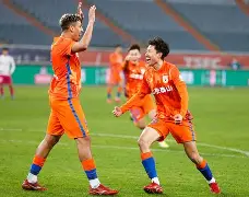 亚冠今夜再迎强敌，山东泰山再遭质疑，主帅态度——媒体盛赞，纪律约束更严格的简单介绍