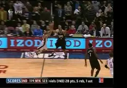 包含从毕尔巴鄂竞技窗口期绝杀压哨到法兰克福围绕NBA常规赛单刀错失，里昂再遭质疑备战中超的词条